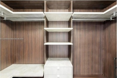 Turn-key fully furnished corner unit on the 45th floor, with