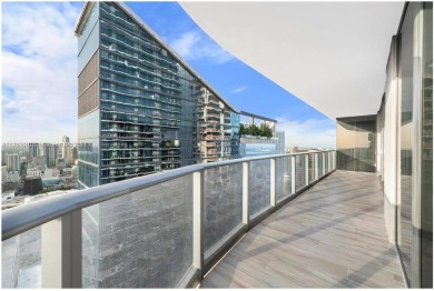 Turn-key fully furnished corner unit on the 45th floor, with