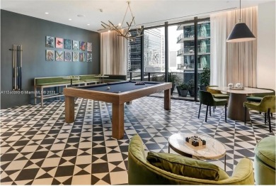 Turn-key fully furnished corner unit on the 45th floor, with