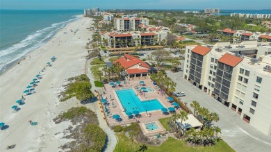 Below $400,000 Seaplace opportunity o Hurricane shutter & newer