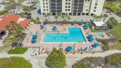 Below $400,000 Seaplace opportunity o Hurricane shutter & newer