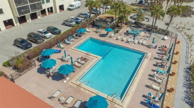 Below $400,000 Seaplace opportunity o Hurricane shutter & newer