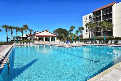 Below $400,000 Seaplace opportunity o Hurricane shutter & newer