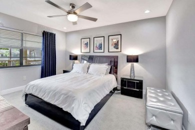 Welcome to Hunters Run Country Club! This spacious 2-bedroom