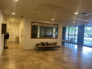 Incredible bay views in the heart of Miami Beach! This corner