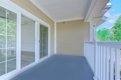 It's a Beauty! Better than new 3 bedroom, 2 bath Golf Villa in a