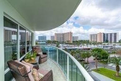 FULLY FORNSHED WITH A FEW EXPECTIONS! BEACH RESORT LIVING