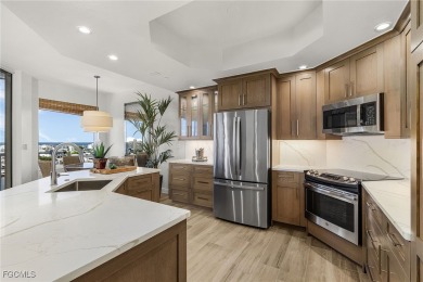 Stunning and fully updated 3 bed/2bath 7th floor condo