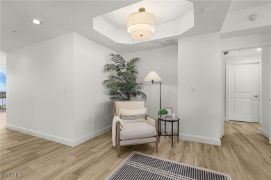 Stunning and fully updated 3 bed/2bath 7th floor condo