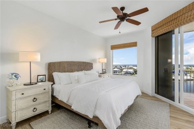 Stunning and fully updated 3 bed/2bath 7th floor condo