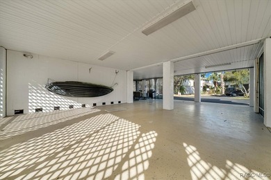 BOAT SLIP & DIRECT GULF ACCESS! Welcome to your dream coastal