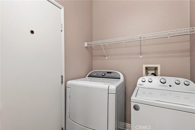 Beautiful 55+ home in the gated Four Seasons community in Hemet