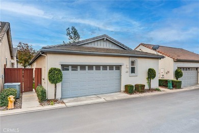 Beautiful 55+ home in the gated Four Seasons community in Hemet