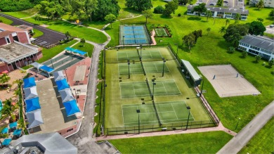 Century Village East condo in desirable Berkshire B Section near