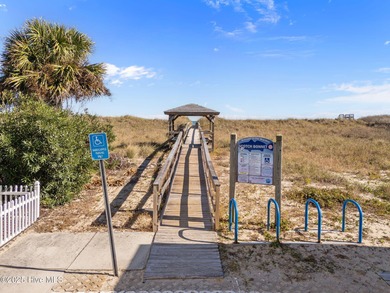 Gorgeous 5 bedroom, 4.5 bath coastal duplex just 3 houses from