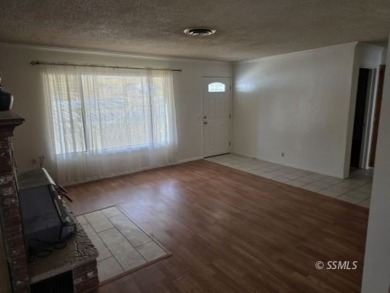 This 2 bedroom, 1 bath all-electric home is ideally located in