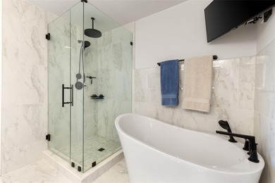 Welcome to a life of elevated urban luxury at SkyPoint, where