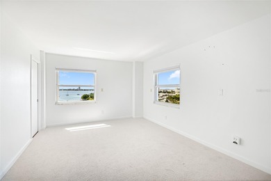 One or more photo(s) has been virtually staged. Welcome to