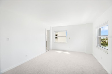 One or more photo(s) has been virtually staged. Welcome to