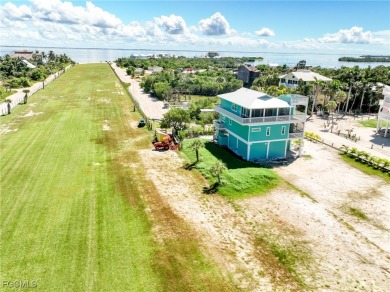 One of the Newest Homes recently built on North Captiva! Just