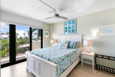 Tradewinds Beachfront end-unit Condo. Tile through-out with