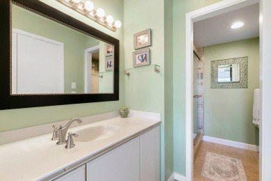 Tradewinds Beachfront end-unit Condo. Tile through-out with