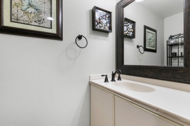 Tradewinds Beachfront end-unit Condo. Tile through-out with