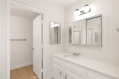 MOUNTAIN VIEW, right on GOLF COURSE! Largest Garden Villa floor