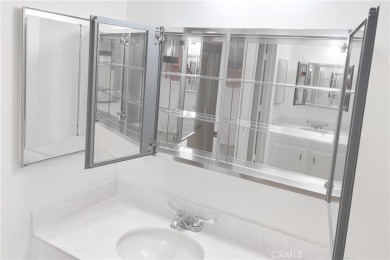 MOUNTAIN VIEW, right on GOLF COURSE! Largest Garden Villa floor