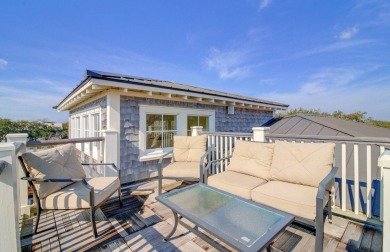 This home was built by Thomas Evans Construction, one of the