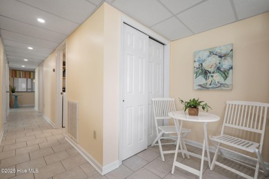 Welcome to Paradise! A fourth floor, fully furnished end unit