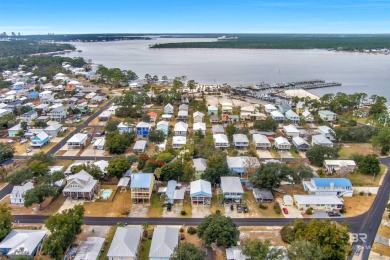 Charming Beach House in Bear Point - Orange Beach, AL.Welcome to