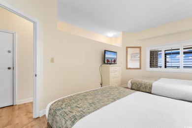 Welcome to your perfect coastal retreat! This stunning 1-bedroom