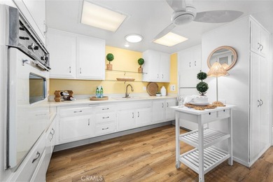 Welcome to this lovely drive-up 2 bedroom, 1 bath home ~ Mutual