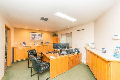 Excellent income-producing property with strong tenants already