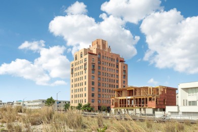 Welcome to the Oxford!  This Grand Art Deco building is the