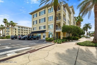 Wow!! Beach life is better than you imagined in this