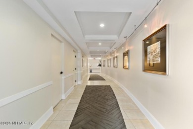 Wow!! Beach life is better than you imagined in this