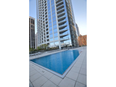 Ready to move-in, like new, one bedroom + den condo on 32nd