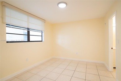 This 1 bedroom 1 bath condo offers a great opportunity for both