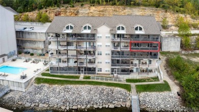 No Steps - Fully Furnished - Move-In Ready with remote lift for