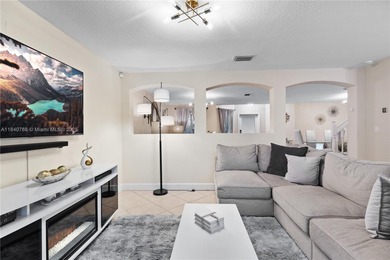 Welcome to this impeccable home !! located in a quiet