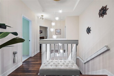 Welcome to this impeccable home !! located in a quiet