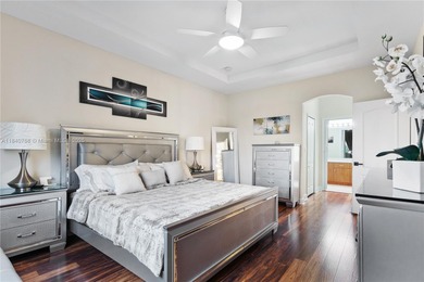 Welcome to this impeccable home !! located in a quiet