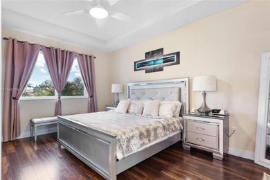 Welcome to this impeccable home !! located in a quiet