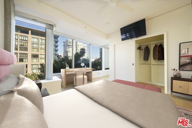 Evo is an impeccably modern residence rising 24 stories above