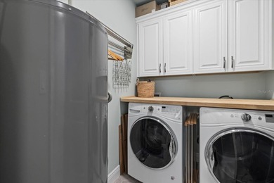 Welcome to Che Vista on Venice Island - a 2018 premier mid-rise