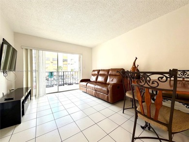 Welcome to this beautifully located condo in the heart of Miami!