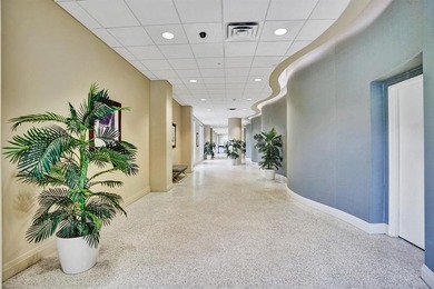 Totally updated unit at the fabulous Sian. 1 bedroom/1.5 bath