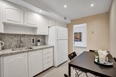 Totally updated unit at the fabulous Sian. 1 bedroom/1.5 bath